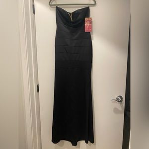 Emerald Sundae Long black Mermaid Strapless Dress